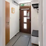 Monbuhim Twin Apartment *