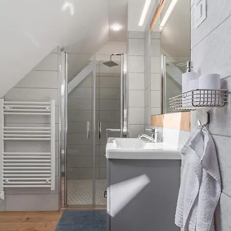 Monbuhim Twin Apartment *