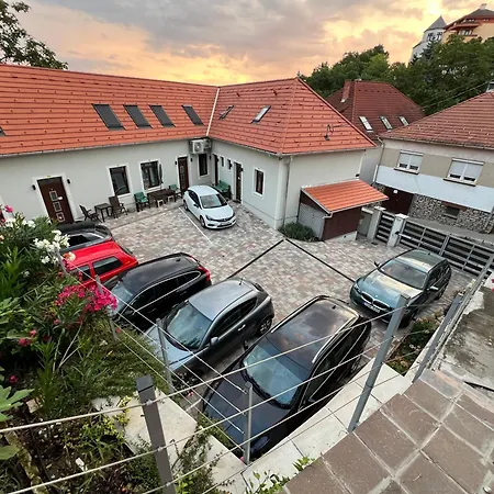 Monbuhim Twin Apartment Veszprem